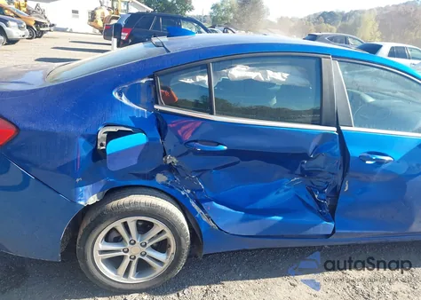 2018 Chevrolet Cruze Lt Auto from USA, damaged, VIN 1G1BE5SM0J7196420